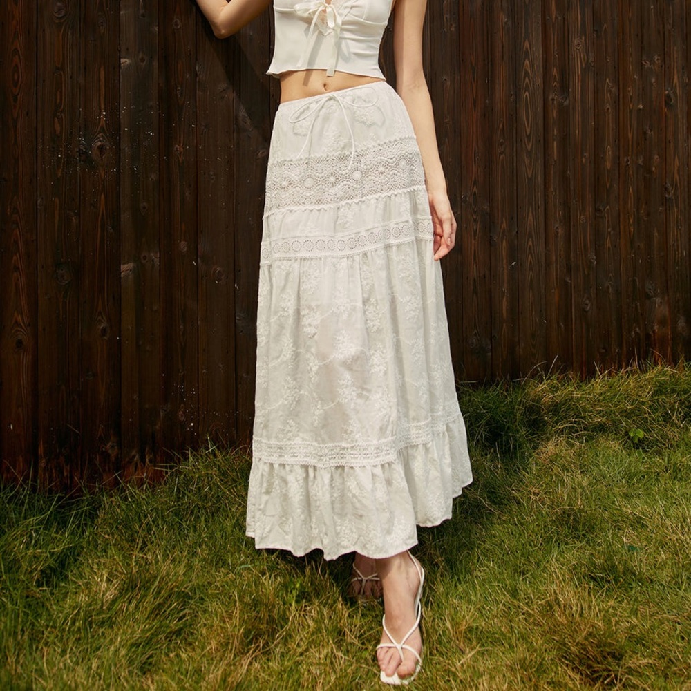 NWT Commense Cotton Eyelet Floral Maxi Skirt